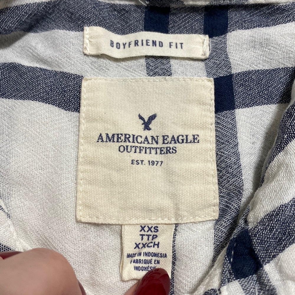 American Eagle Boyfriend Fit Plaid Button Down Shirt - Picture 4 of 8